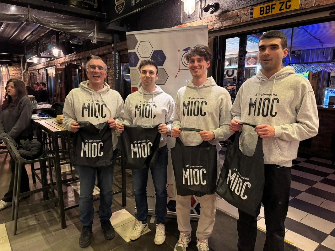 Alumni Pub Kviz - natjecatelji